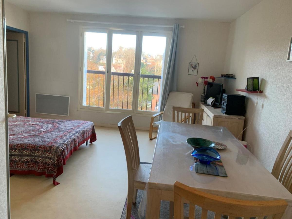 Appartement 2 Pieces Centre De Villers-Sur-Mer Avec Parking - Fr-1-712-40 Εξωτερικό φωτογραφία